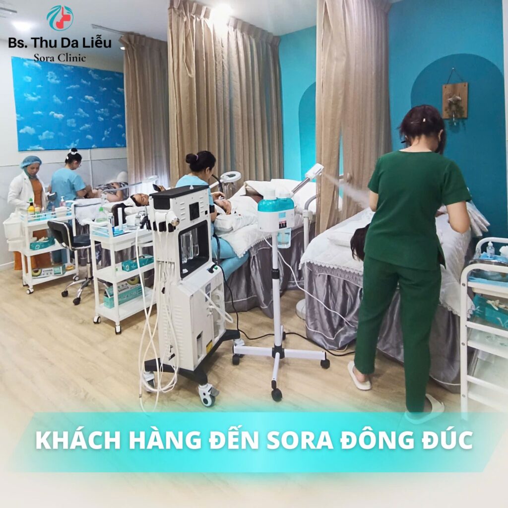 Khách hàng trị mụn hài lòng và giới thiệu bạn bè